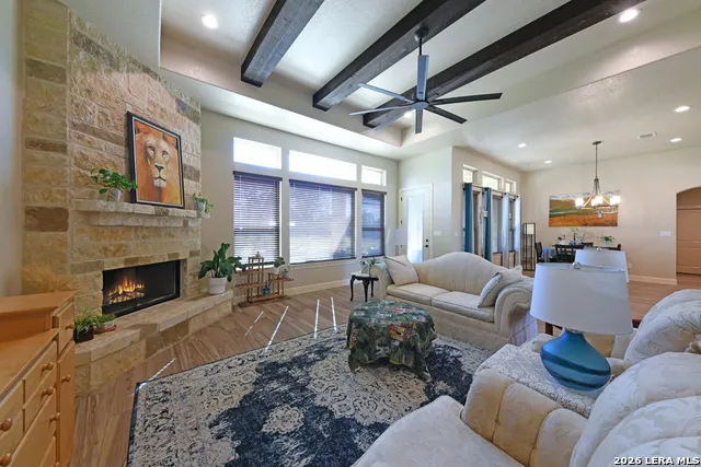 105 Bobby Lynn Adkins, TX 78101